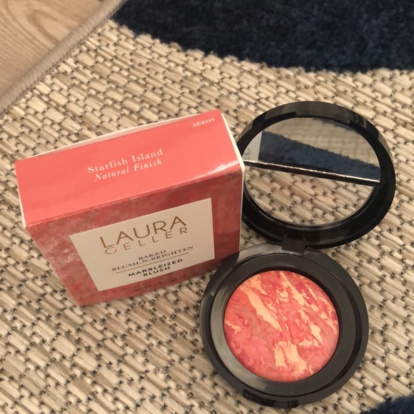 Laura Geller Baked Blush-N-Brighten in Starfish Island - Picture 2 of 3